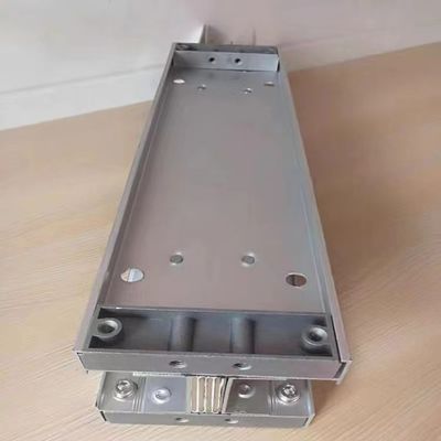 comprar Barramento de baixa tensão LV Bus Duct com 3 fios 50Hz/60Hz e 100mm de largura para uso industrial e comercial online manufacture